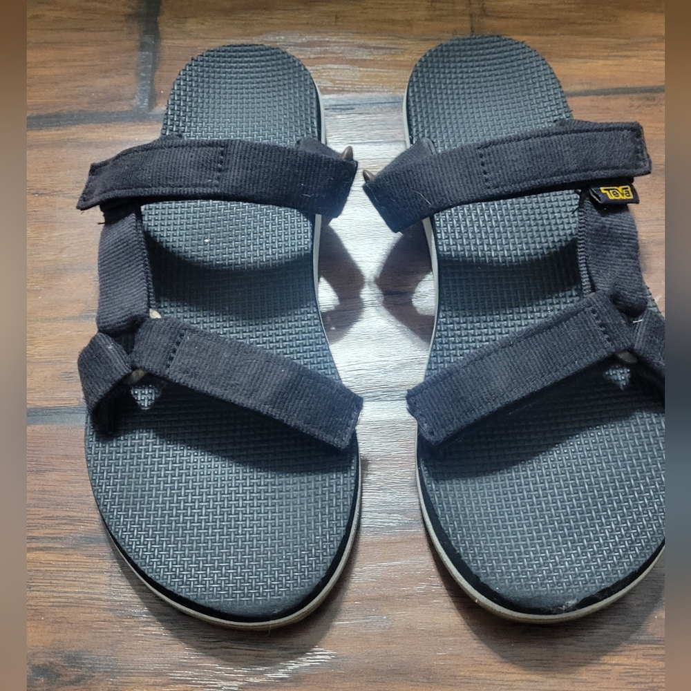 Teva Black Strappy Outdoor Sandals
